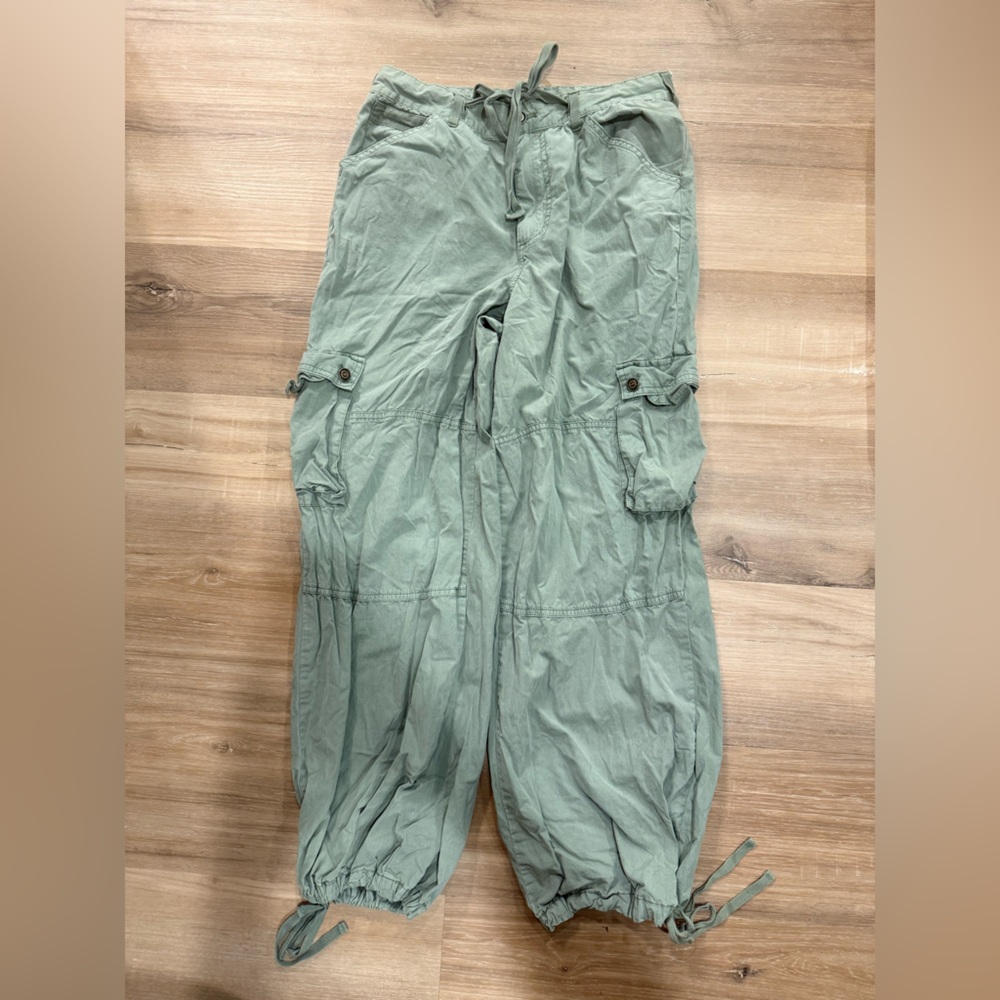 Pilcro Green Joggers with Relaxed Fit